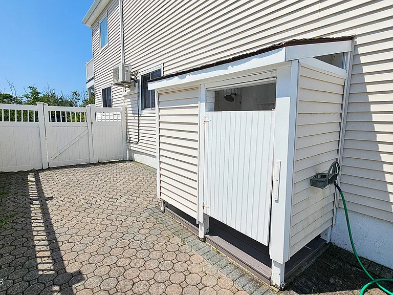 702 Newell Ave — Photo 55