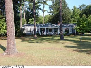 924 McLauchlin Rd, Cameron, NC 28326