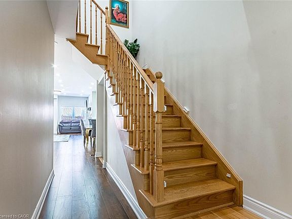3rd image of 110 Highland Rd E #119