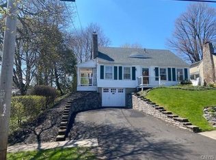 206 Warwick Rd, Syracuse, NY 13214