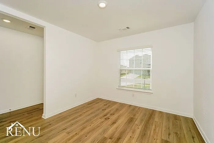 109 Scarborough Bnd — Photo 10