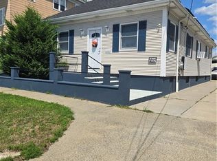 27 Stedman Ave, Pawtucket, RI 02860