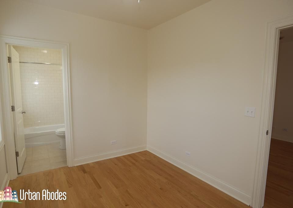 1st image of 4871 N Washtenaw Ave #Ua3