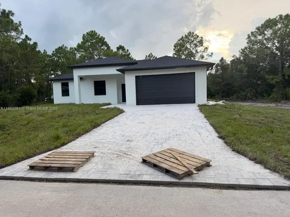 2217 Jefferson Ave, Alva, FL 33920