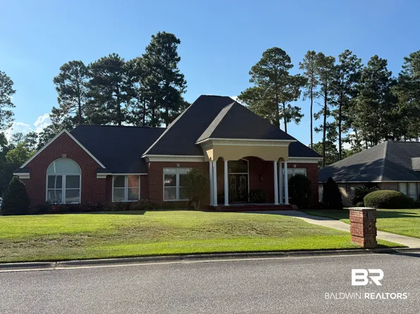 220 Juniper Creek Dr, Brewton, AL 36426