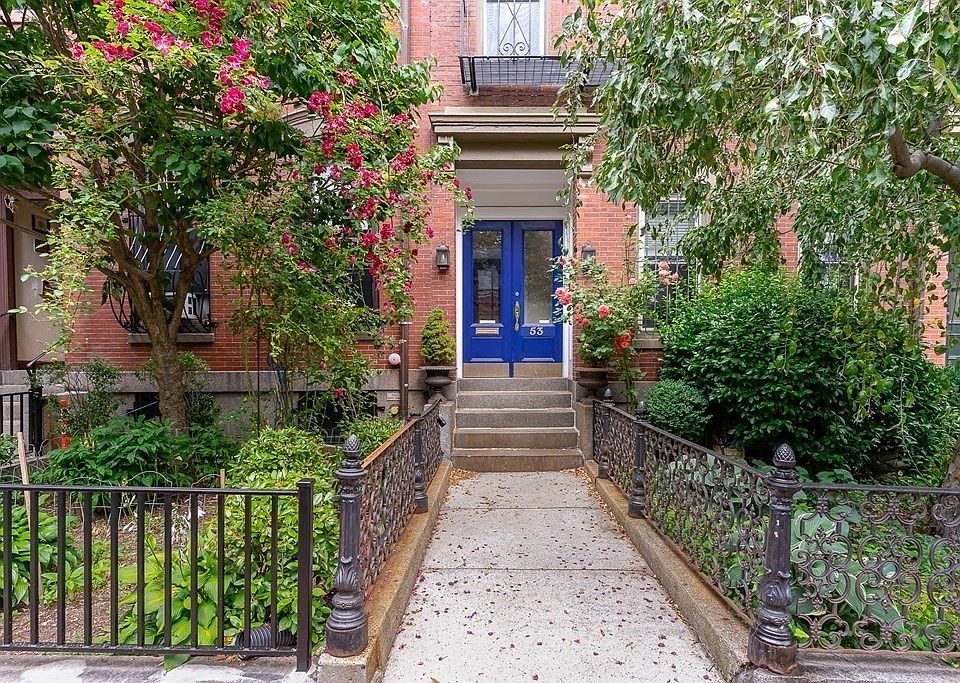 1st image of 53 Rutland St #2