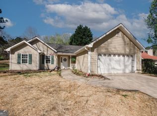 70 Oaklake Dr, Covington, GA 30016