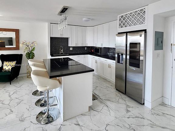 5th image of 7135 Collins Ave APT 1533