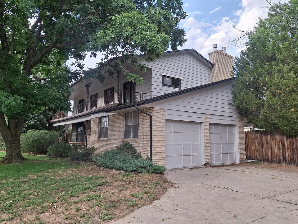 4302 S Akron Ct