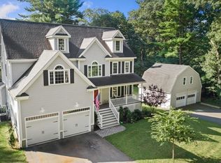 19 Francis St, North Reading, MA 01864