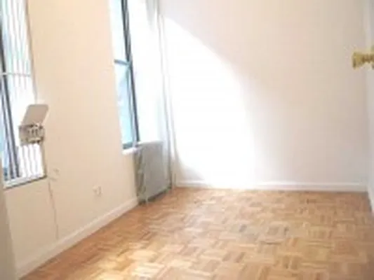 Rented by DSA Realty | media 1