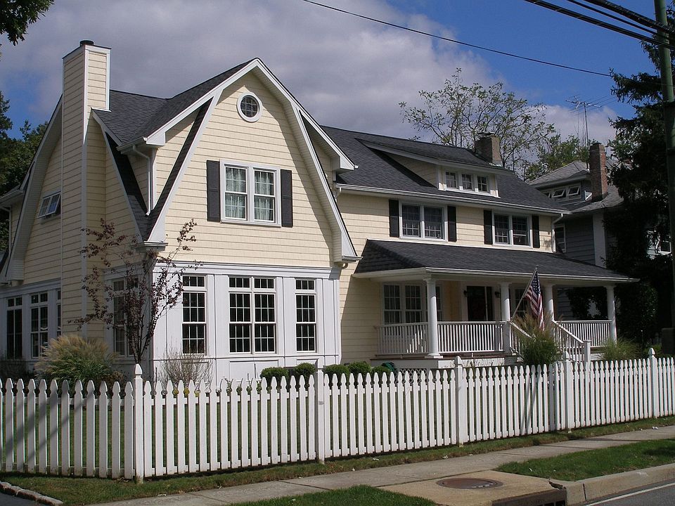 1st image of 347 Lakeview Ave