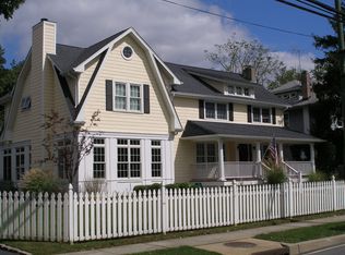347 Lakeview Ave, Rockville Centre, NY 11570