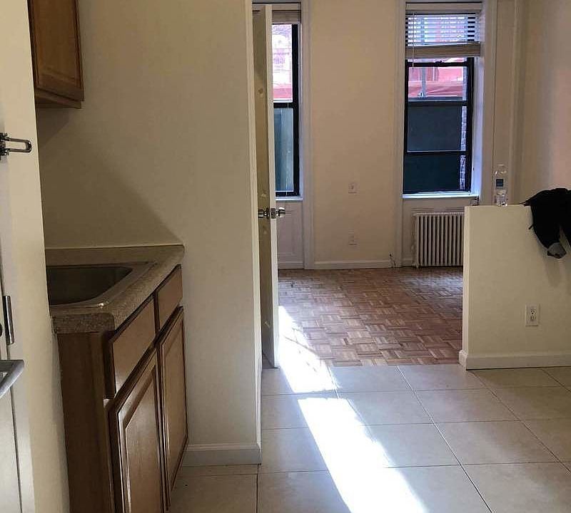 1st image of 346 E 62nd St #1D