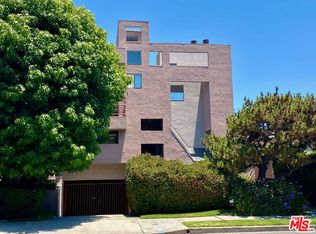1742 S Barrington Ave APT 3, Los Angeles, CA 90025
