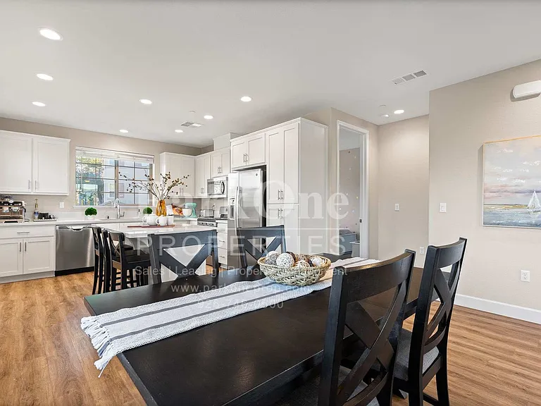 101 Laurel Knoll Dr — Photo 8