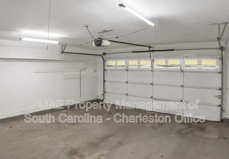 110 Train Dr — Photo 5