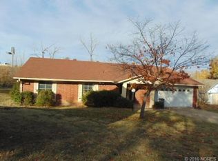 5947 E 35th St, Tulsa, OK 74135