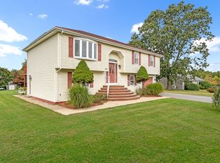 103 Sanford Rd, Westport, MA 02790