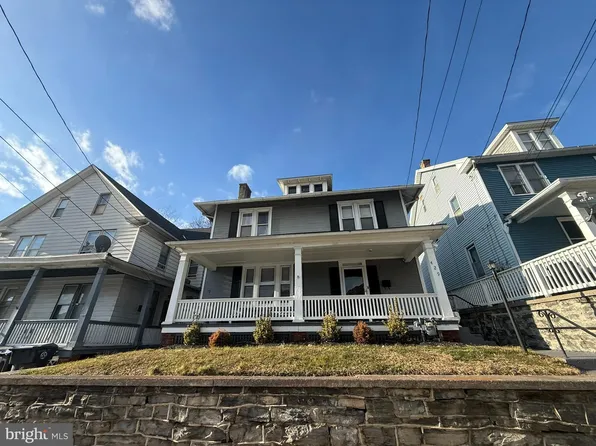 429 Pine St, Steelton, PA 17113