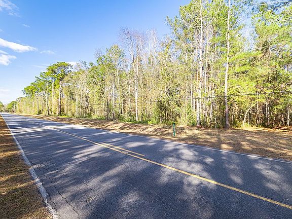 3rd image of 3538 Belle Hammock Rd NE