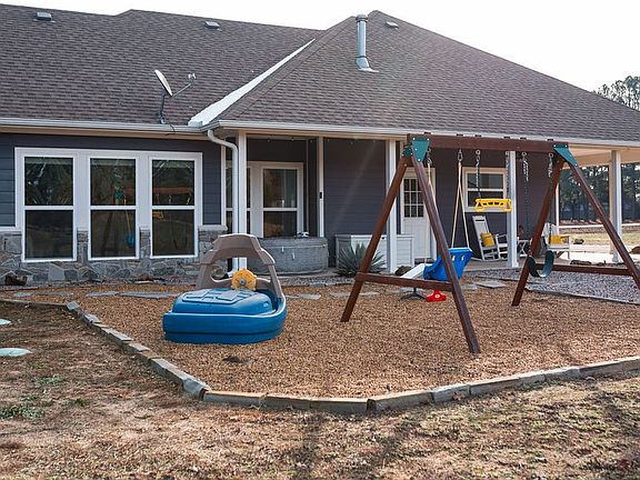 2nd image of 6401 Palomino Ct