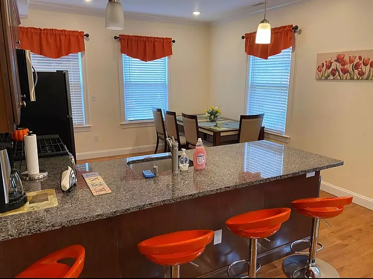 90 Kent St #2 — Photo 11