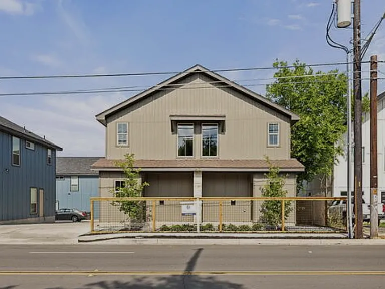 810 S Walters St #102 — Photo 1