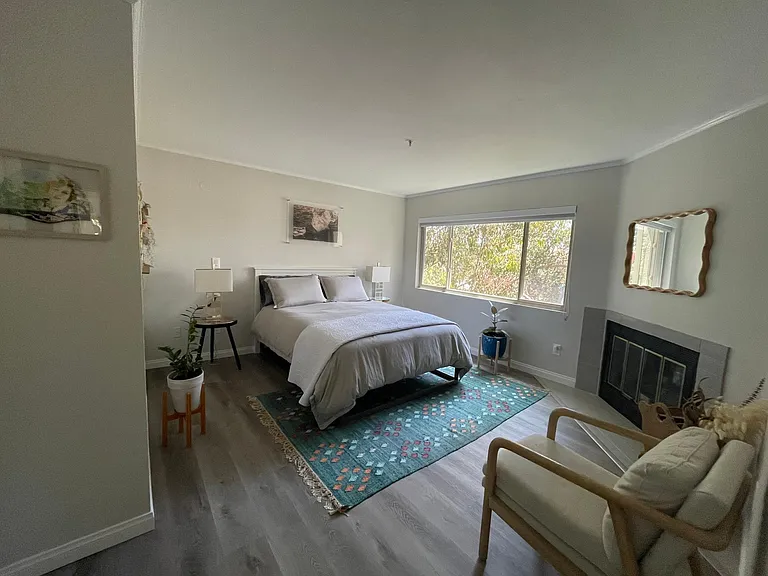 4055 Eagle St #202 — Photo 12