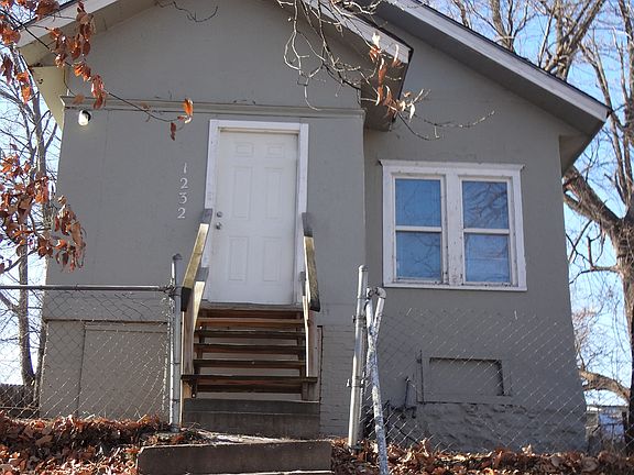 2nd image of 1232 Fremont Ave