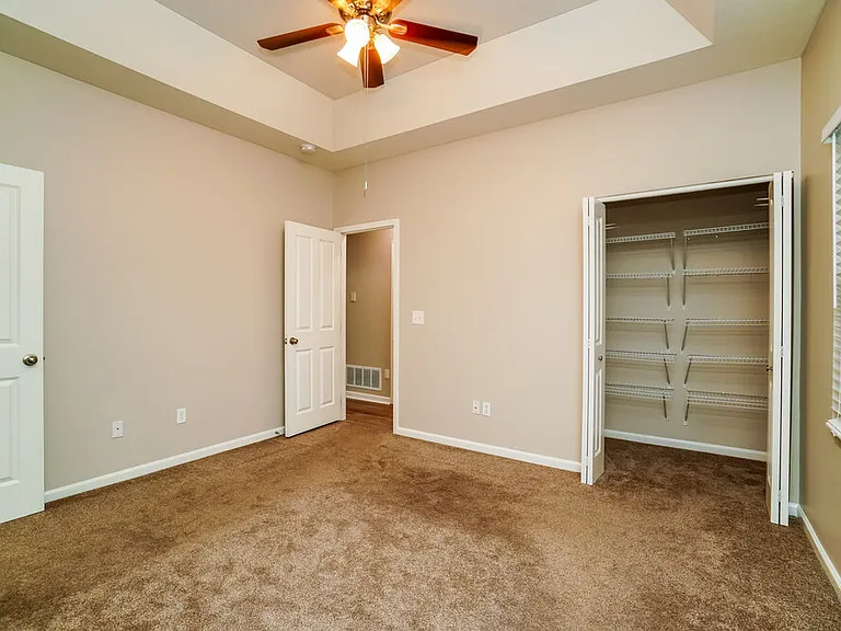 6105 Bristol Ridge Dr — Photo 13