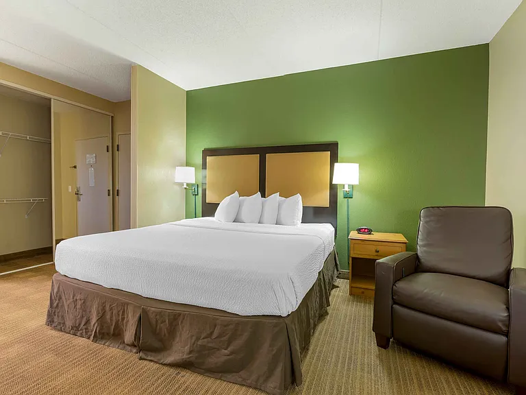 Studio Suite - 1 King Bed