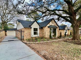 2511 Briarpark Dr, Houston, TX 77042