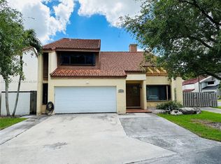 15038 SW 89 Terrace Rd, Miami, FL 33196