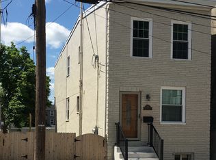526 Moore St, Norristown, PA 19401