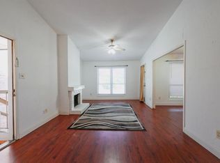 2110 Wilcrest Dr APT 240, Houston, TX 77042
