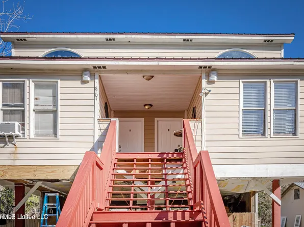 8704 Palm Ave, Ocean Springs, MS 39564