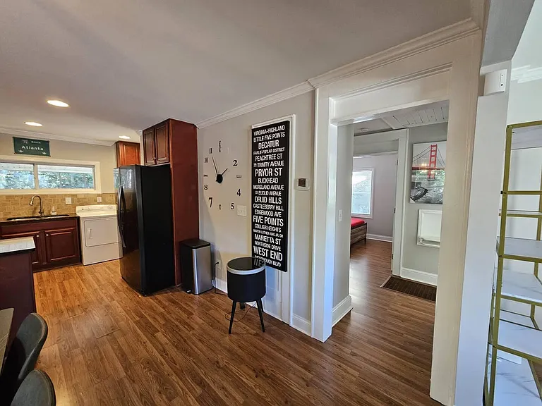 1271 Holly St NW — Photo 3