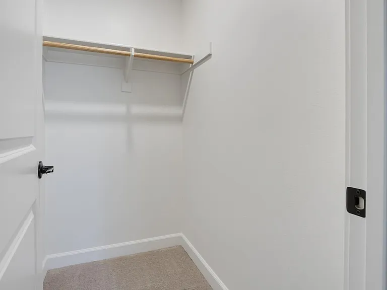 1577 Castillo #8 — Photo 40