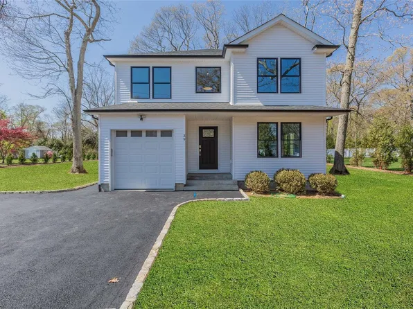 39 Daly Drive, Riverhead, NY 11901