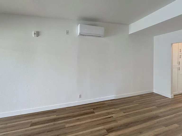 3630 Midvale Ave #1 — Photo 17