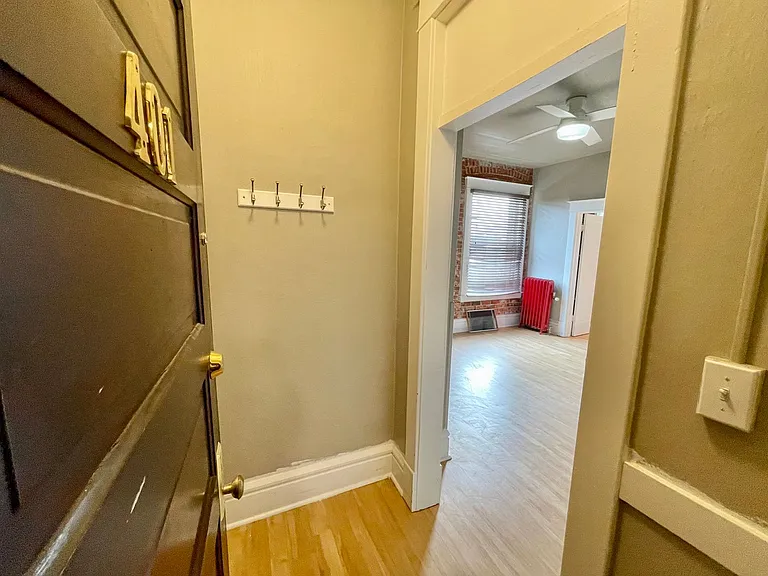 106 S Cedar St — Photo 24
