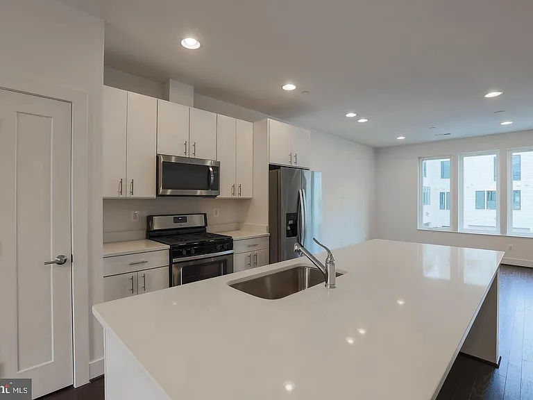 1235 Cooksie St — Photo 7