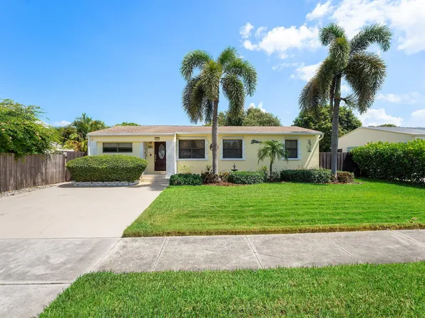 141 Date Palm Drive, Lake Park, FL 33403