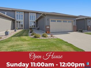 614 S Mary Gene Ave, Sioux Falls, SD 57106