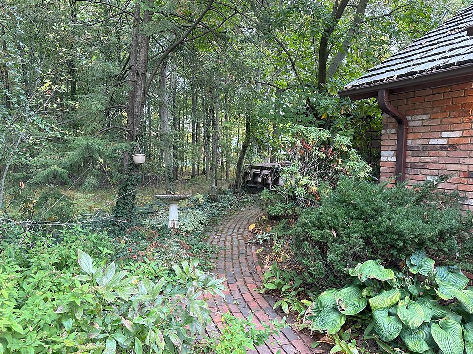 2440 Snowberry Ln, Pepper Pike, OH 44124 Zillow