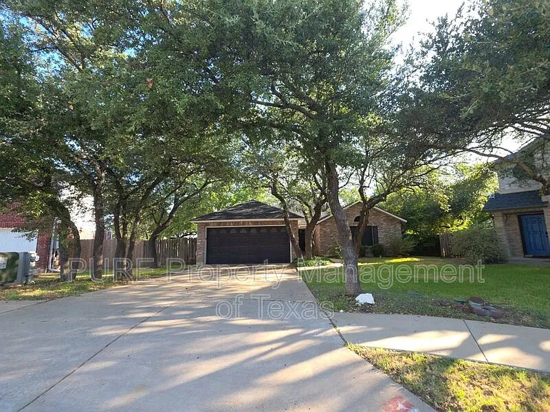 1406 Bullhill Cv