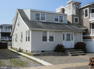 106 E 18th St, Ship Bottom, NJ 08008
