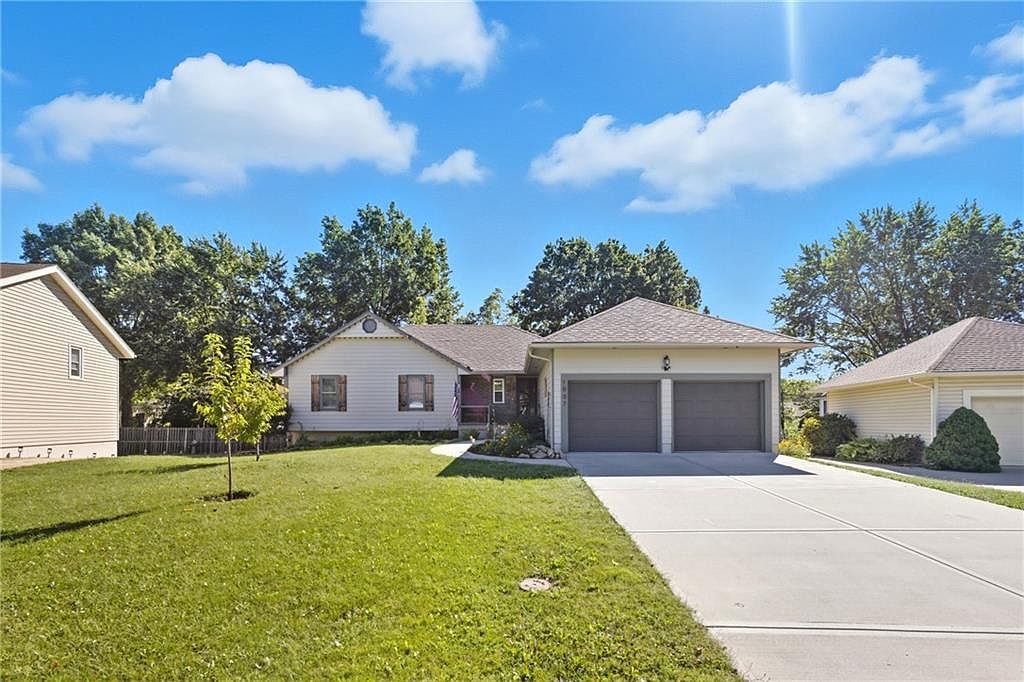 west.more.land様 884 SW County Road Zz Highway, Garden City, MO 64747 | MLS