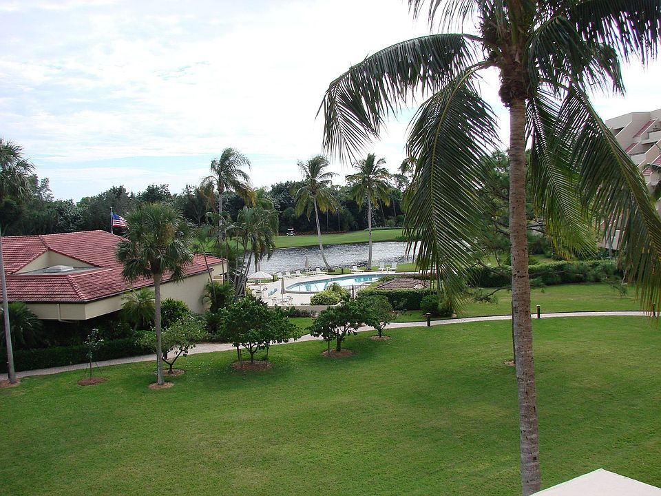6350 Pelican Bay Blvd #204B view